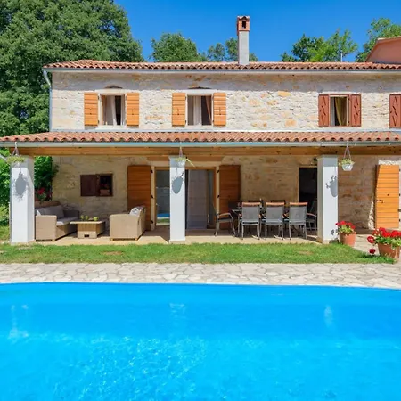 Istra - Four Bedroom With Private Pool