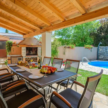 Istra - Four Bedroom With Private Pool * Gračišće
