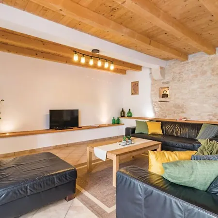 Istra - Four Bedroom With Private Pool Gracisce